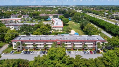 IMPECCABLE remodeled apt in Hollybrook PGA Golf & Tennis Club at on Hollybrook Golf and Tennis Club  in Florida - for sale on GolfHomes.com, golf home, golf lot