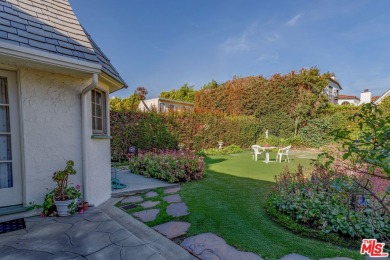 Comstock Hills became famous when an award winning actress on Los Angeles Country Club in California - for sale on GolfHomes.com, golf home, golf lot