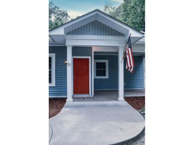 You will think it is new......This 2014 custom designed and on DeSoto Golf Course in Arkansas - for sale on GolfHomes.com, golf home, golf lot