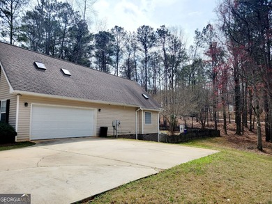 Corner Lot Pool Home in Fairfield Plantation - This Is The One! on Fairfield Plantation Golf and Country Club in Georgia - for sale on GolfHomes.com, golf home, golf lot