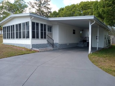 Large two bedroom two bathroom home, located in Rolling Green on Rolling Greens Executive Golf Community in Florida - for sale on GolfHomes.com, golf home, golf lot