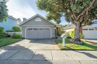 Live the California Dream!  Gorgeous light and bright home in on Half Moon Bay Golf Links in California - for sale on GolfHomes.com, golf home, golf lot