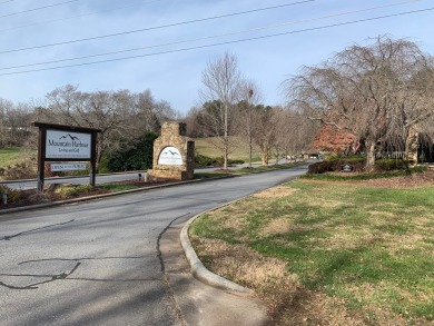 GENTLE LOT IN GATED GOLF COURSE COMMUNITY IN THE MOUNTAINS OF on Mountain Harbour Golf Club in North Carolina - for sale on GolfHomes.com, golf home, golf lot