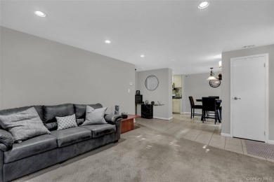Lower Level Birchwood Unit In Desired Bretton Woods Condo on Bretton Woods Country Club in New York - for sale on GolfHomes.com, golf home, golf lot