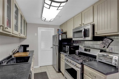 Lower Level Birchwood Unit In Desired Bretton Woods Condo on Bretton Woods Country Club in New York - for sale on GolfHomes.com, golf home, golf lot