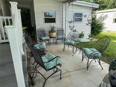55+ resident owned gated golf course community.*PRICE REDUCED* on Zellwood Station Country Club in Florida - for sale on GolfHomes.com, golf home, golf lot