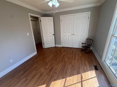 Gorgeous 4 bedroom home on a corner lot inside Arab city limits! on Twin Lakes Golf Course in Alabama - for sale on GolfHomes.com, golf home, golf lot