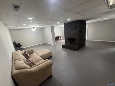 Gorgeous 4 bedroom home on a corner lot inside Arab city limits! on Twin Lakes Golf Course in Alabama - for sale on GolfHomes.com, golf home, golf lot