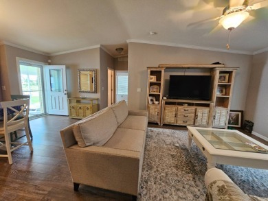 This lovely 3bed 2bath home is move in ready! Seller is on Riverwood Golf Club in Florida - for sale on GolfHomes.com, golf home, golf lot