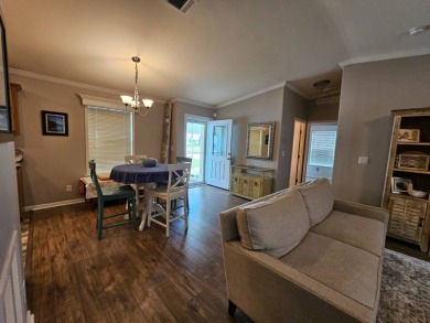 This lovely 3bed 2bath home is move in ready! Seller is on Riverwood Golf Club in Florida - for sale on GolfHomes.com, golf home, golf lot