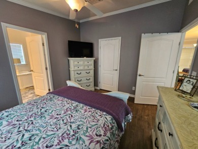 This lovely 3bed 2bath home is move in ready! Seller is on Riverwood Golf Club in Florida - for sale on GolfHomes.com, golf home, golf lot