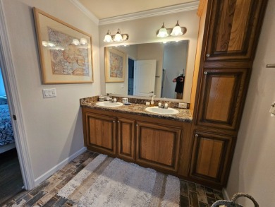 This lovely 3bed 2bath home is move in ready! Seller is on Riverwood Golf Club in Florida - for sale on GolfHomes.com, golf home, golf lot