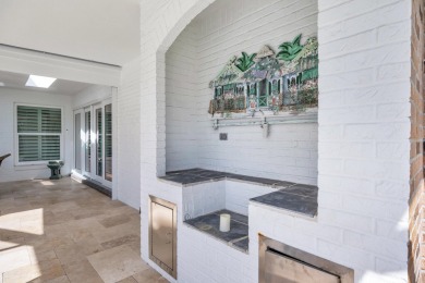 Spacious 3 bed, 3 full bath estate style home with a large on Turtle Creek Club in Florida - for sale on GolfHomes.com, golf home, golf lot