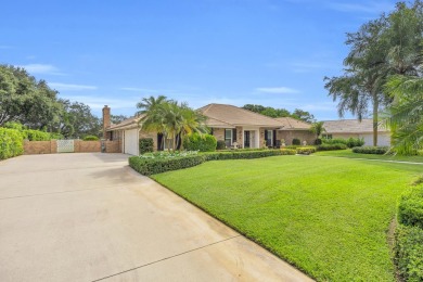 Spacious 3 bed, 3 full bath estate style home with a large on Turtle Creek Club in Florida - for sale on GolfHomes.com, golf home, golf lot