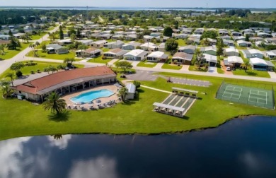 This lovely 3bed 2bath home is move in ready! Seller is on Riverwood Golf Club in Florida - for sale on GolfHomes.com, golf home, golf lot