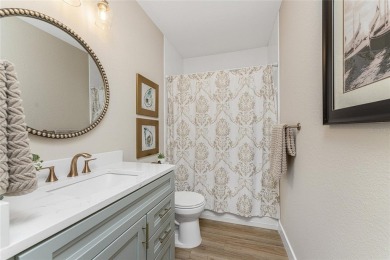 STUNNING!! TURNKEY FURNISHED, 903 sq ft unit is ready for YOU! on Rotonda Golf and Country Club The Links Course in Florida - for sale on GolfHomes.com, golf home, golf lot