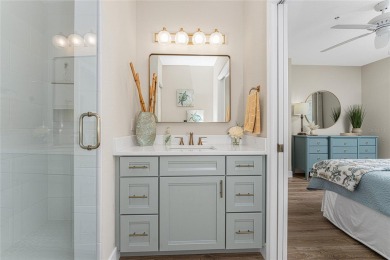 STUNNING!! TURNKEY FURNISHED, 903 sq ft unit is ready for YOU! on Rotonda Golf and Country Club The Links Course in Florida - for sale on GolfHomes.com, golf home, golf lot