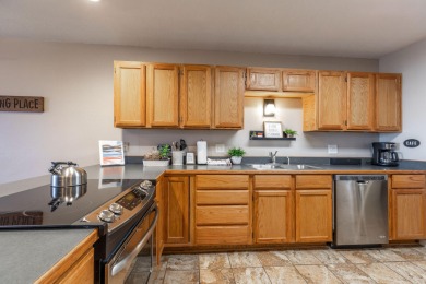 Nightly rental opportunity in the popular Golf Community of on Pointe Royale Village Country Club in Missouri - for sale on GolfHomes.com, golf home, golf lot