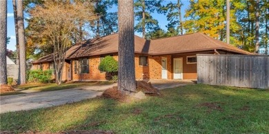 Welcome to this charming and inviting 4 bedroom, 2 full bath on The Golf Club At Timber Trails in Louisiana - for sale on GolfHomes.com, golf home, golf lot