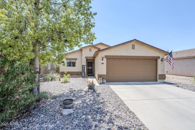Beautifully UPDATED and CLEAN HOUSE with NEW ROOF, 3-bed, 2-bath on The Golf Club At Johnson Ranch in Arizona - for sale on GolfHomes.com, golf home, golf lot