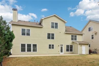 NEW INTERIOR & EXTERIOR PAINT & NEW APPLIANCES making this a on Hampton Golf Village in Georgia - for sale on GolfHomes.com, golf home, golf lot