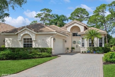 Welcome to this beautiful and spacious 2-bedroom, plus on PGA Golf Club in PGA Village in Florida - for sale on GolfHomes.com, golf home, golf lot