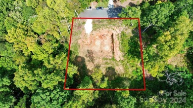 Beautiful cleared lot ready for a large basement home in a quiet on Mooresville Golf Course in North Carolina - for sale on GolfHomes.com, golf home, golf lot