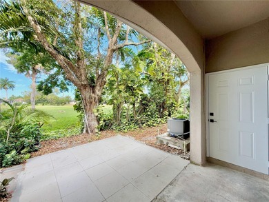 Spacious 3-bedroom/3-bathroom townhome featuring an open layout on Woodlands Country Club in Florida - for sale on GolfHomes.com, golf home, golf lot