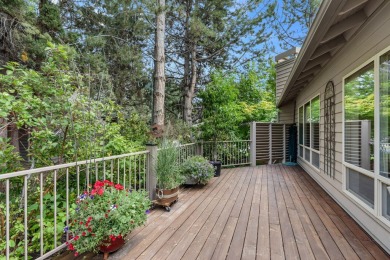 Stunningly updated home in the coveted, gated River's Edge Golf on Rivers Edge Golf Resort in Oregon - for sale on GolfHomes.com, golf home, golf lot