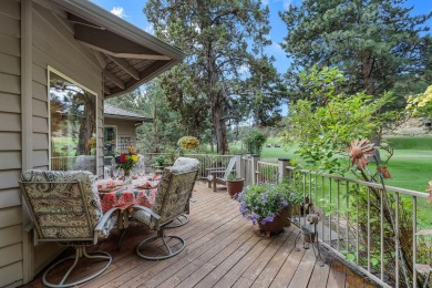 Stunningly updated home in the coveted, gated River's Edge Golf on Rivers Edge Golf Resort in Oregon - for sale on GolfHomes.com, golf home, golf lot