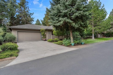 Stunningly updated home in the coveted, gated River's Edge Golf on Rivers Edge Golf Resort in Oregon - for sale on GolfHomes.com, golf home, golf lot