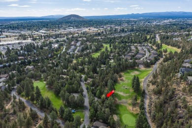 Stunningly updated home in the coveted, gated River's Edge Golf on Rivers Edge Golf Resort in Oregon - for sale on GolfHomes.com, golf home, golf lot