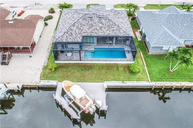 This newer, custom home, built by FCI Homes, features numerous on Island Country Club in Florida - for sale on GolfHomes.com, golf home, golf lot