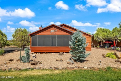 Beautiful 2 Bed, 2 Bath home in White Mountain Lake Vistas on Juniper Ridge R.V. Golf Resort in Arizona - for sale on GolfHomes.com, golf home, golf lot