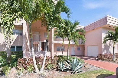 Turtle Lake Golf Colony has it all. LOCATION! LOCATION! Here you on Quail Run Golf Club In Naples in Florida - for sale on GolfHomes.com, golf home, golf lot