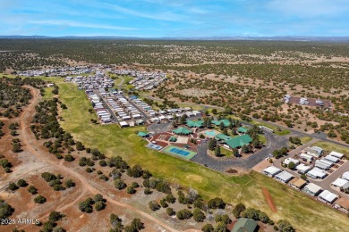 Beautiful 2 Bed, 2 Bath home in White Mountain Lake Vistas on Juniper Ridge R.V. Golf Resort in Arizona - for sale on GolfHomes.com, golf home, golf lot