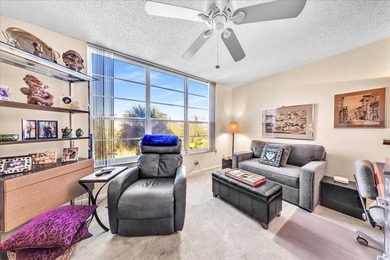 Turnkey Palm Aire condo w/ beautiful golf course views on Palm-Aire Country Club and Resort - Palms in Florida - for sale on GolfHomes.com, golf home, golf lot