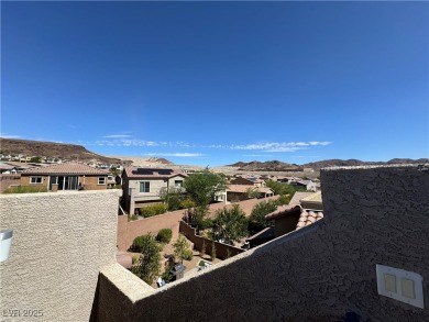 WOW! PERFECT 4 BED 4 BATH 2 STORY HOME LOCATED IN LAKE LAS on Falls Golf Course in Nevada - for sale on GolfHomes.com, golf home, golf lot