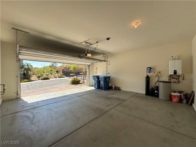 WOW! PERFECT 4 BED 4 BATH 2 STORY HOME LOCATED IN LAKE LAS on Falls Golf Course in Nevada - for sale on GolfHomes.com, golf home, golf lot