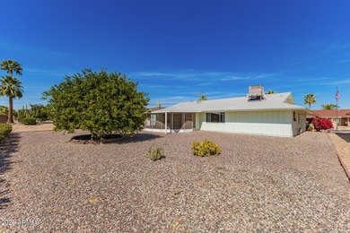 Recently painted, updated and back for sale! Charming 3-bed on Sun City Lakes West and East in Arizona - for sale on GolfHomes.com, golf home, golf lot