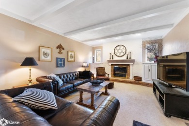 EXQUISITE home at the Golf & Country Club! 5 BR, 4.5 Baths on Washington Golf and Country Club in Iowa - for sale on GolfHomes.com, golf home, golf lot