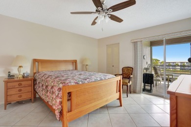 Welcome to Wynmoor! This beautiful 2-bedroom, 2-bath penthouse on Wynmoor Golf Course in Florida - for sale on GolfHomes.com, golf home, golf lot