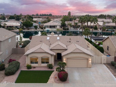 WATERFRONT LIVING in the heart of Oakwood Lakes. This TURN KEY on Ironwood Golf Club in Arizona - for sale on GolfHomes.com, golf home, golf lot