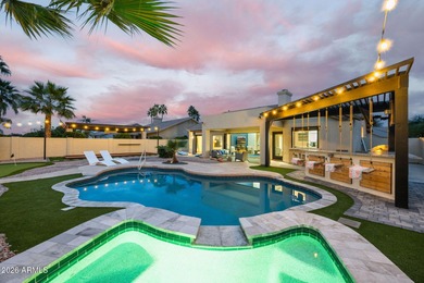 WATERFRONT LIVING in the heart of Oakwood Lakes. This TURN KEY on Ironwood Golf Club in Arizona - for sale on GolfHomes.com, golf home, golf lot