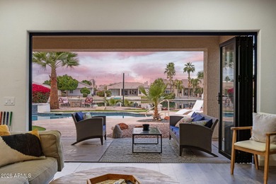 WATERFRONT LIVING in the heart of Oakwood Lakes. This TURN KEY on Ironwood Golf Club in Arizona - for sale on GolfHomes.com, golf home, golf lot