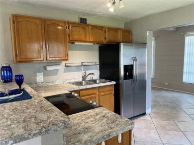 Under contract-accepting backup offers. LOCATION, LOCATION on On Top Of The World Golf Course in Florida - for sale on GolfHomes.com, golf home, golf lot