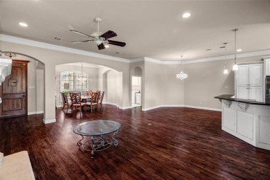MAKE THIS LOVELY 3-2-2 NUTCRACKER GOLF COURSE VILLA in Pecan on Nutcracker Golf Club in Texas - for sale on GolfHomes.com, golf home, golf lot