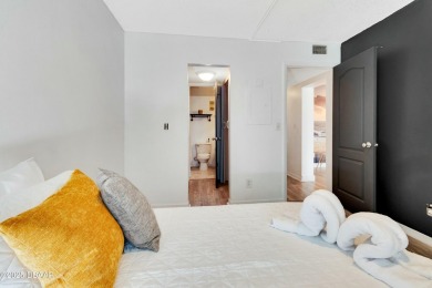 Beautifully remodeled 2 bedroom/2 bathroom condo located at the on Daytona Beach Golf Club in Florida - for sale on GolfHomes.com, golf home, golf lot