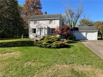 Well maintained 3 bedroom - 1 full bath - 2 story home centrally on Metro Parks Par-3 Golf Course in Ohio - for sale on GolfHomes.com, golf home, golf lot