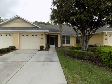 This 2 bed / 2 bath VILLA makes a great primary residence or on Arlington Ridge Golf Club in Florida - for sale on GolfHomes.com, golf home, golf lot